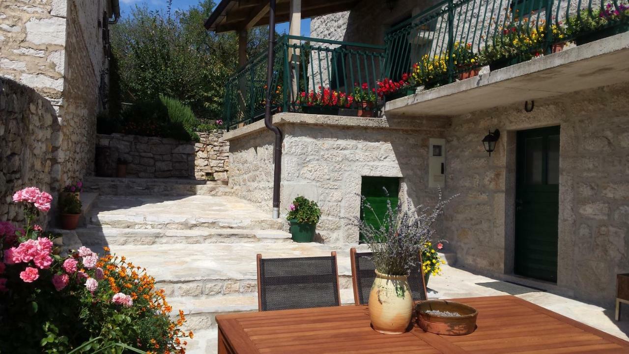 Villa Cetina Milasi Luaran gambar