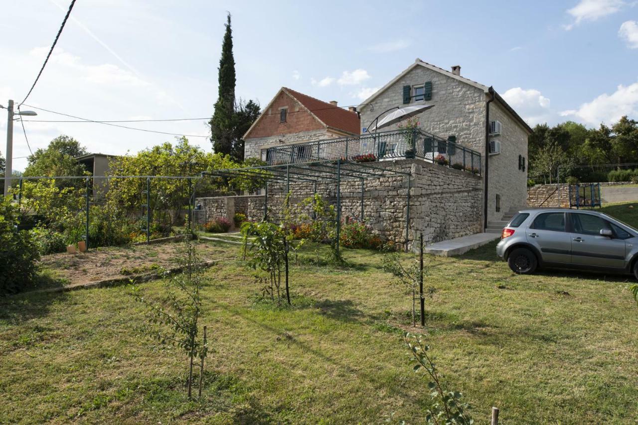 Villa Cetina Milasi Luaran gambar